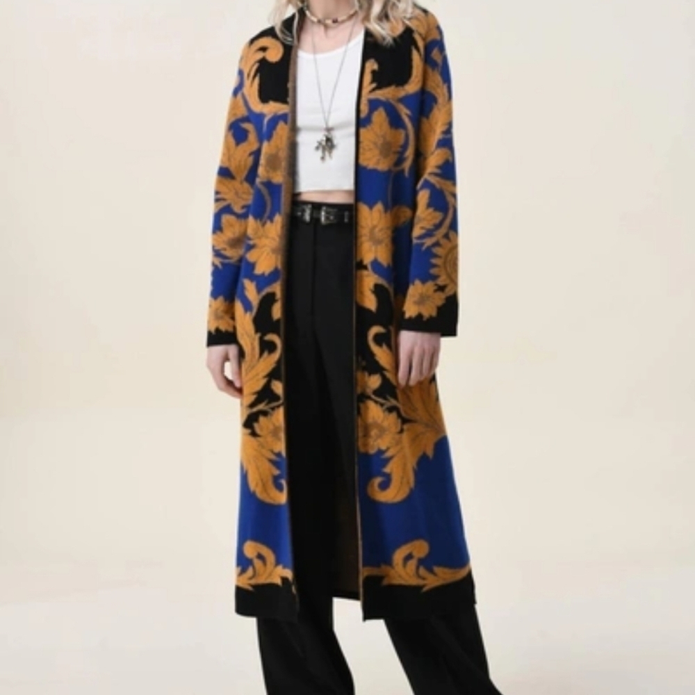 Essitam Sweater